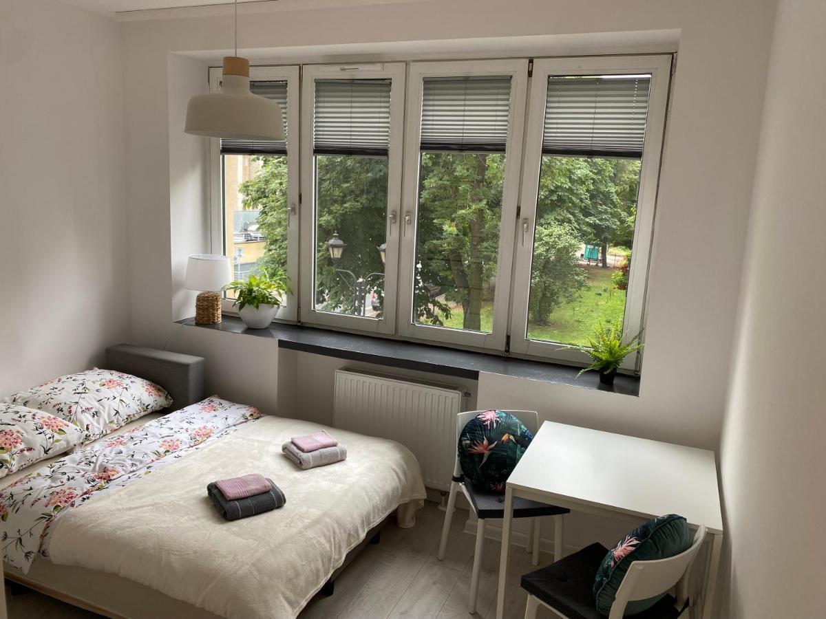 Kawalerki Basi Przy Dabrowskiego 22 Katowice Buitenkant foto